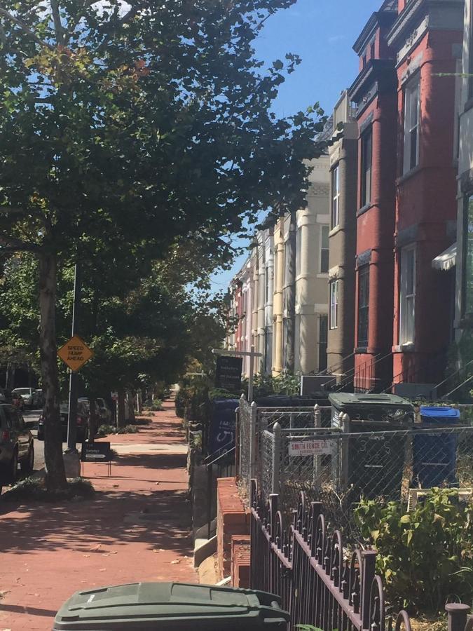 An English Gem Near Union Station 华盛顿哥伦比亚 外观 照片